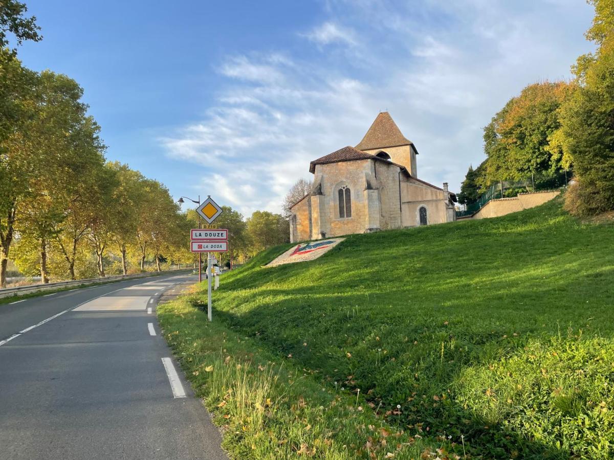 Gite Des Petites Fayes Sud La Douze Exterior photo